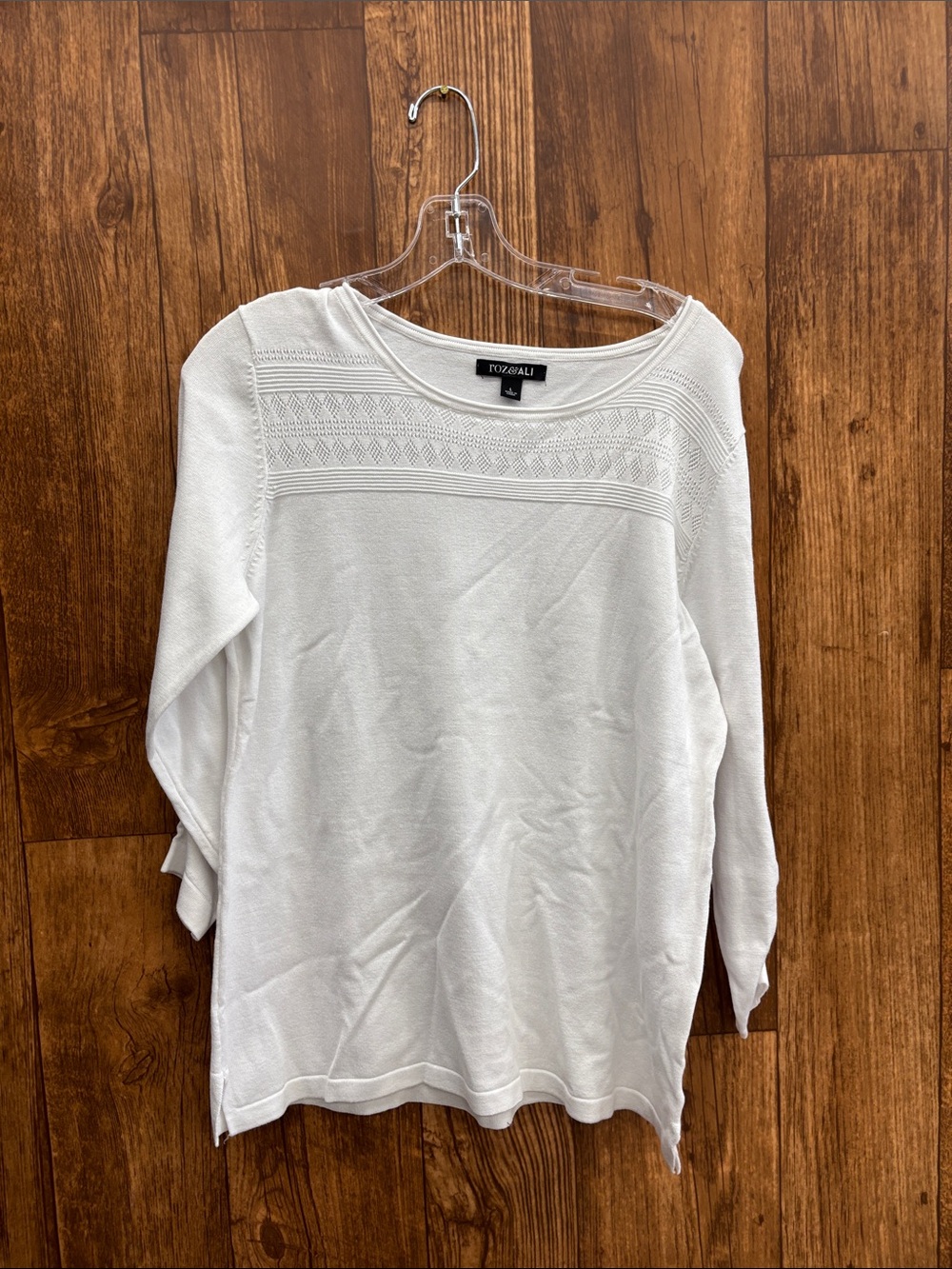 Roz & Ali White Crochet Yoke Long Sleeve Knit Top